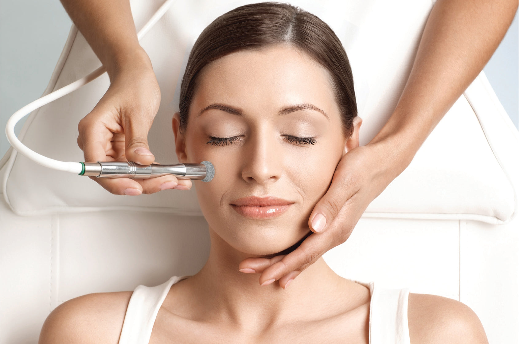 The Glow Refresh Ritual ~ Microdermabrasion + Hydro Jelly Mask + Peel